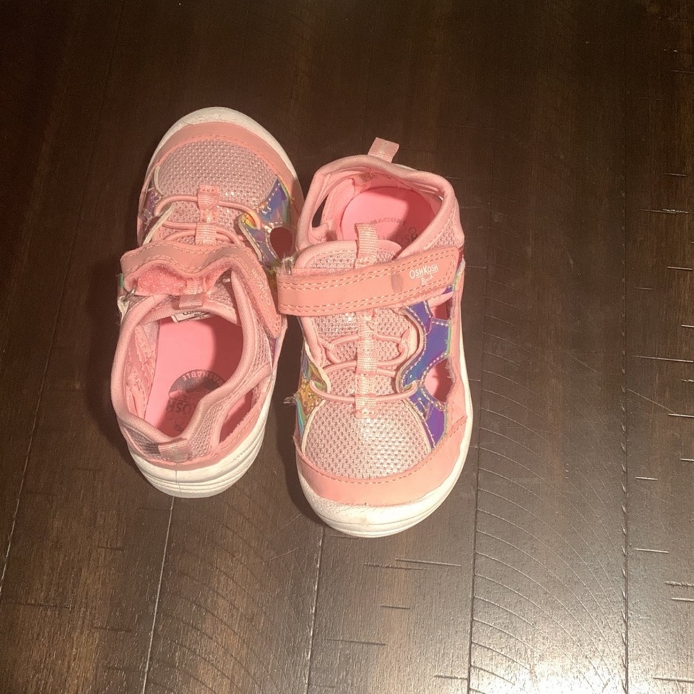 Little girls sandals size 8